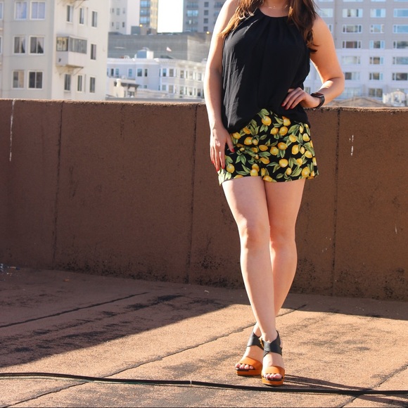 Lemon Print Shorts